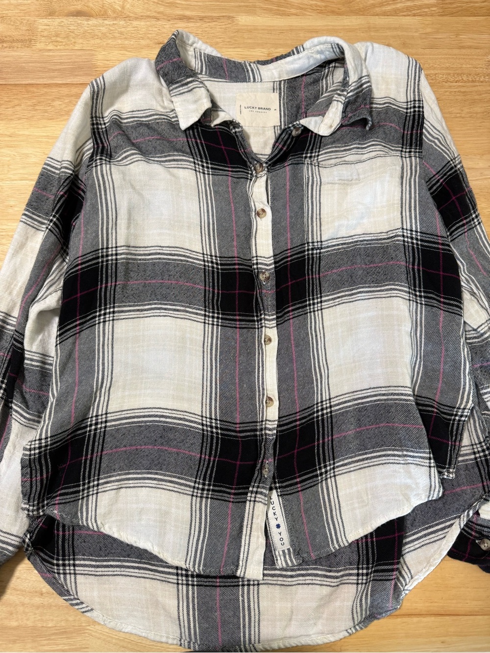 Lucky Brand Women’s Plaid Button Down Shirt Medium Black White Pink Flannel